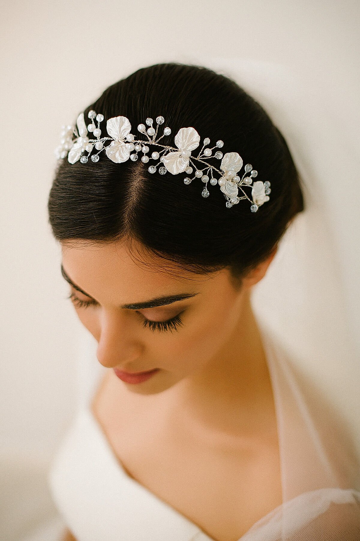 Gelin Tacı Düğün Nikah Nişan Kına Aksesuarı İncili Yapraklı Model Saç Aksesuarı