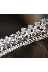 Gelin Tacı Düğün Nikah Nişan Kına Aksesuarı Zarif  Taşlı Model Saç Aksesuarı