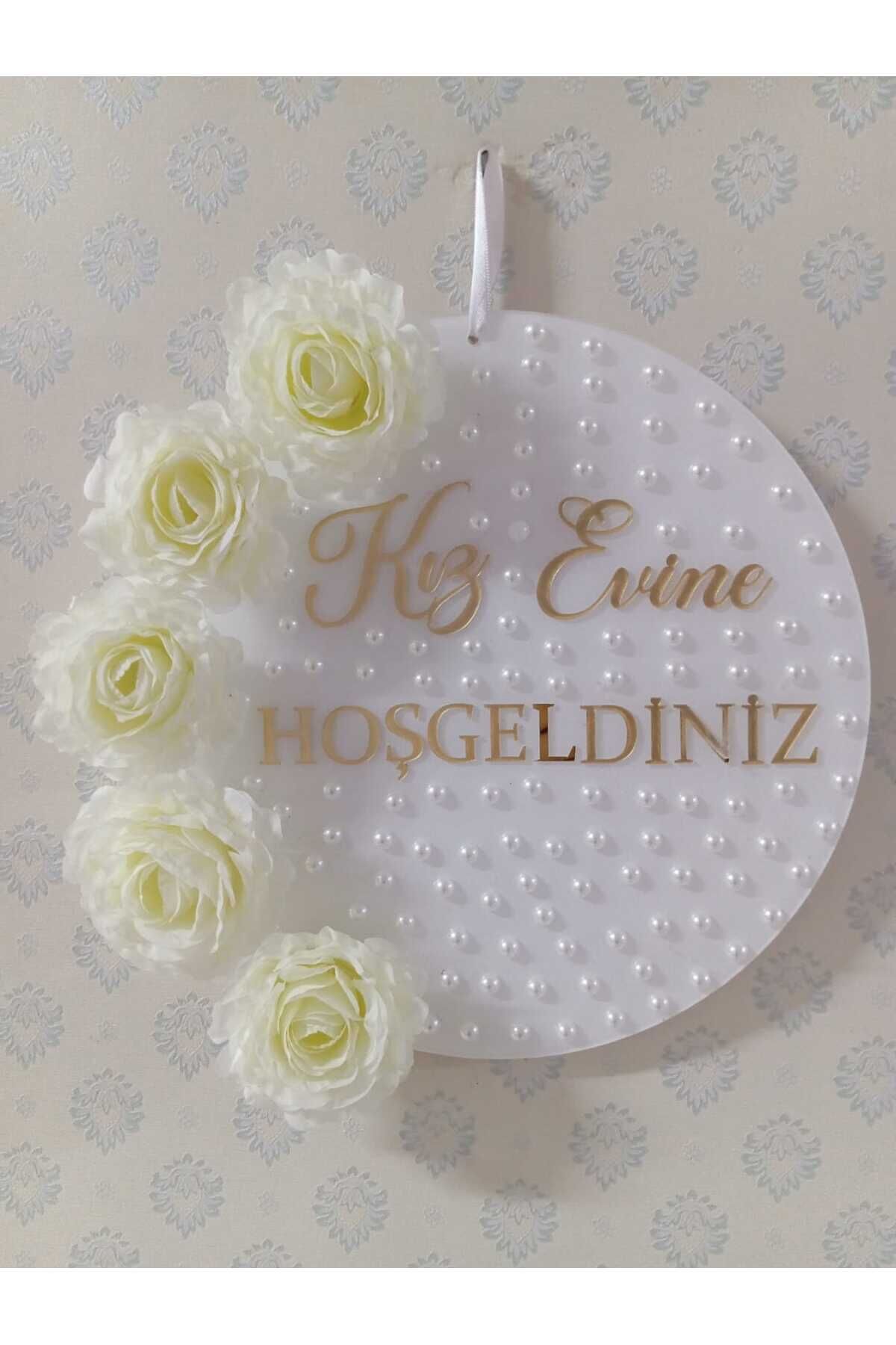 Şeffaf Gold Pleksili Kız Evine  Hoşgeldiniz İncili Güllü Kapı Süsü Duvar Dekoru