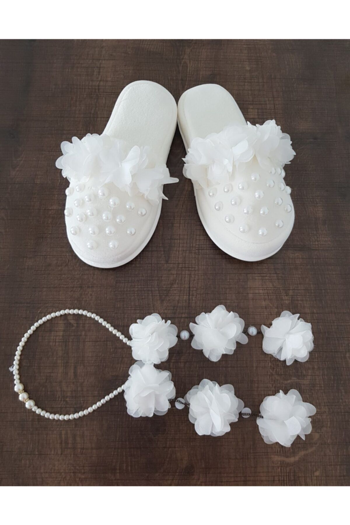 Sarkan Küpeli Lohusa Tacı Ve Lohusa Terlik Seti Ekru