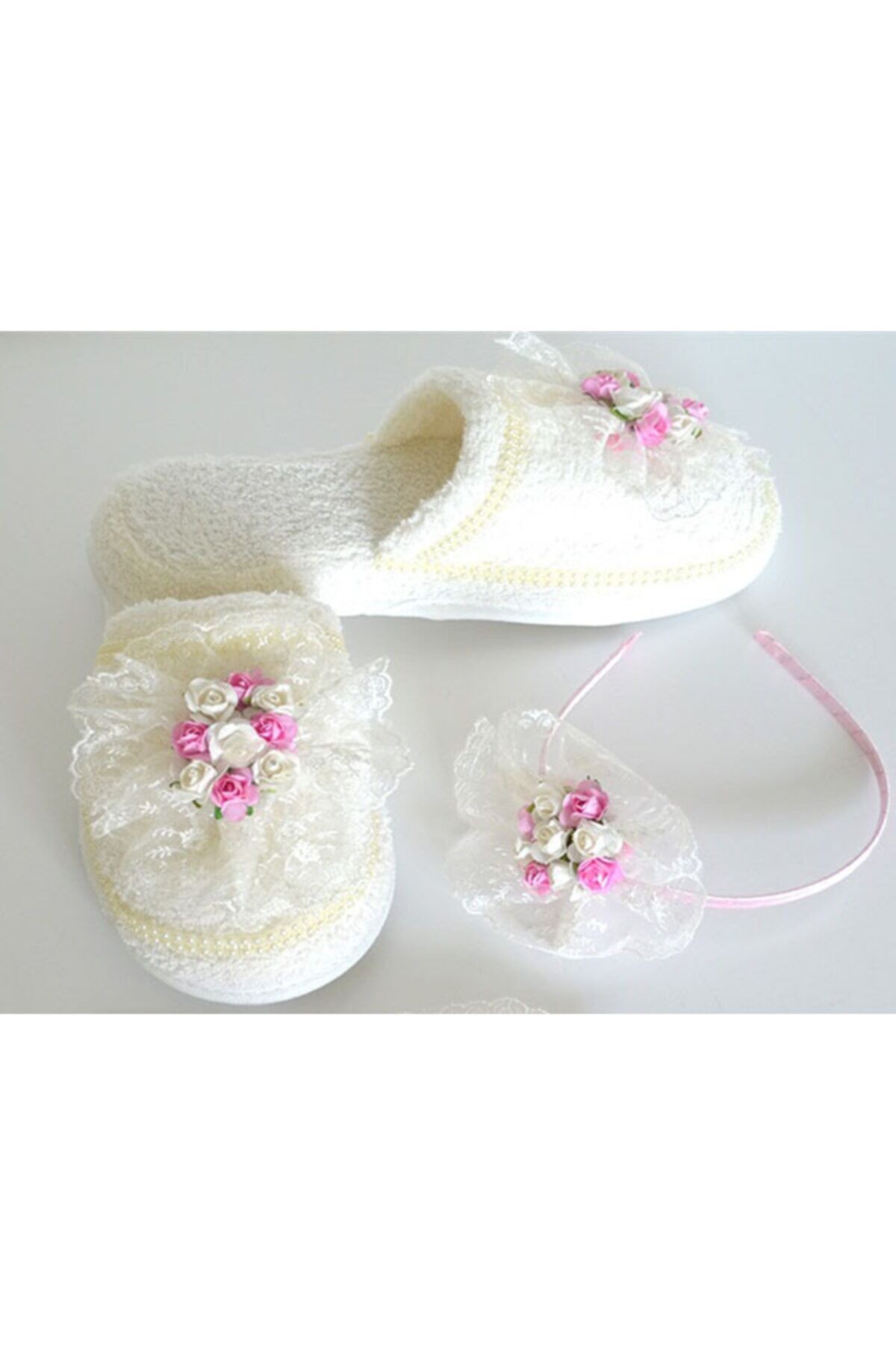 Pembe Çiçekli Beyaz Lohusa Terlik Seti Lohusa Tacı