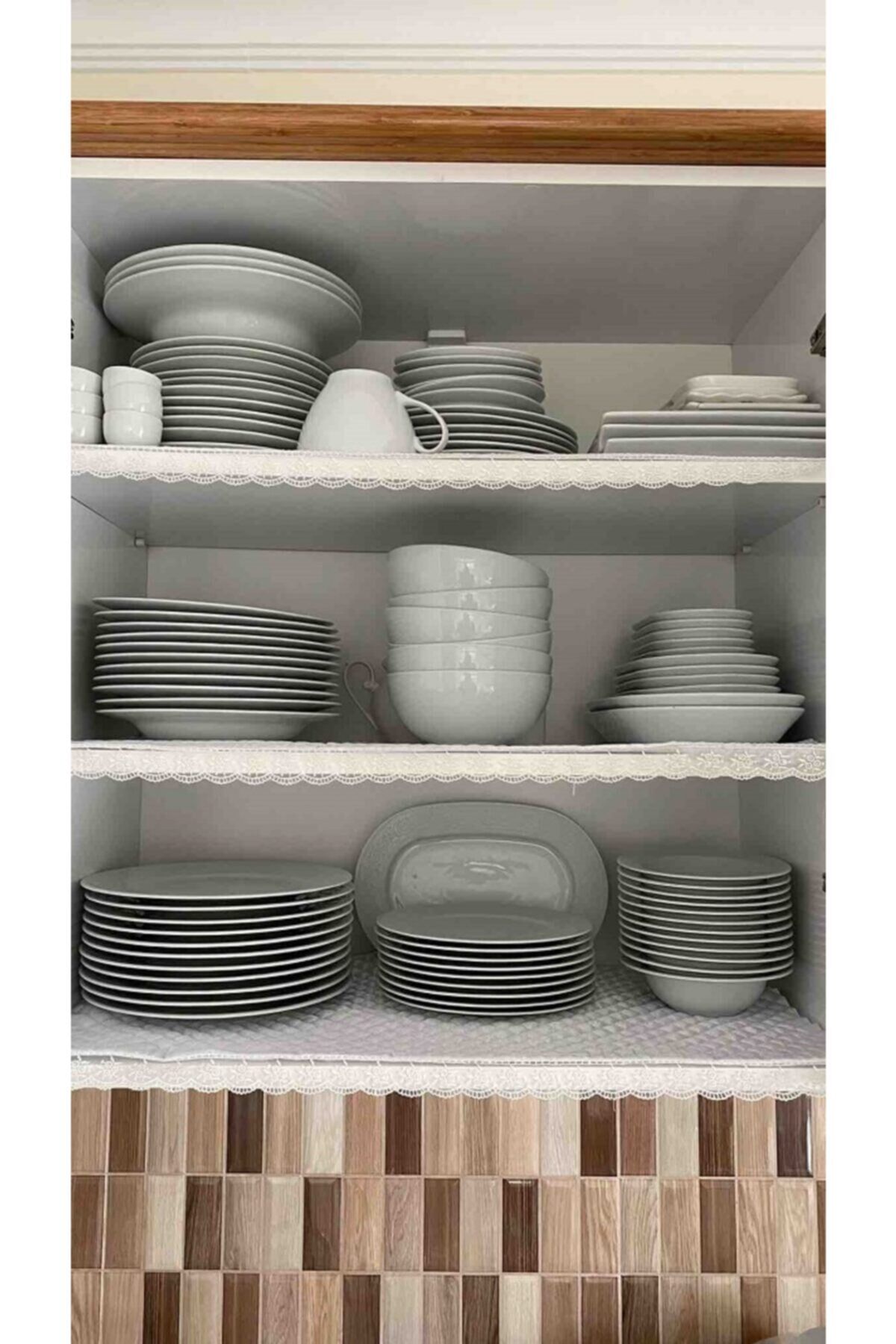 Dolap Içi Kapitone Güpürlü Raf Örtüsü Büküm Dikişli En 50cm Boy 5 Metre Kırık Beyaz