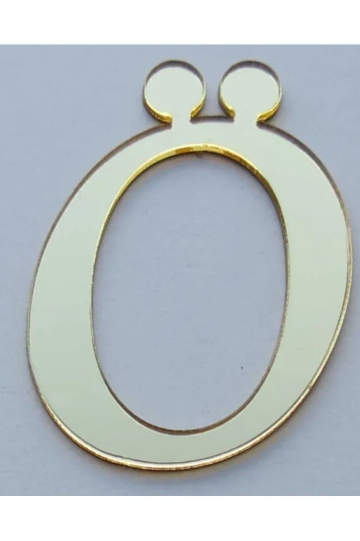 Yapışkanlı Pleksi Harf Gold Ö Harfi 4cm Çapında 1 Adet