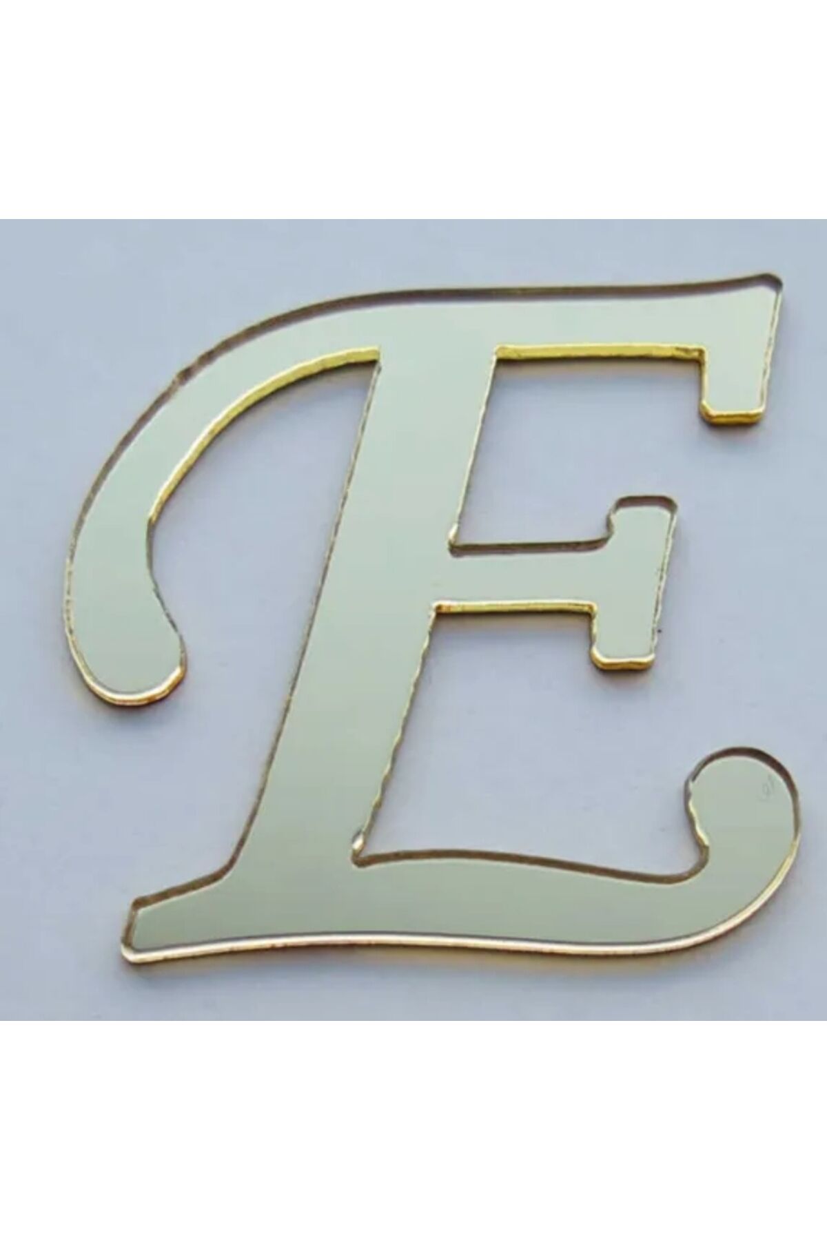 Yapışkanlı Pleksi Harf Gold E Harfi 4cm Çapında 1 Adet