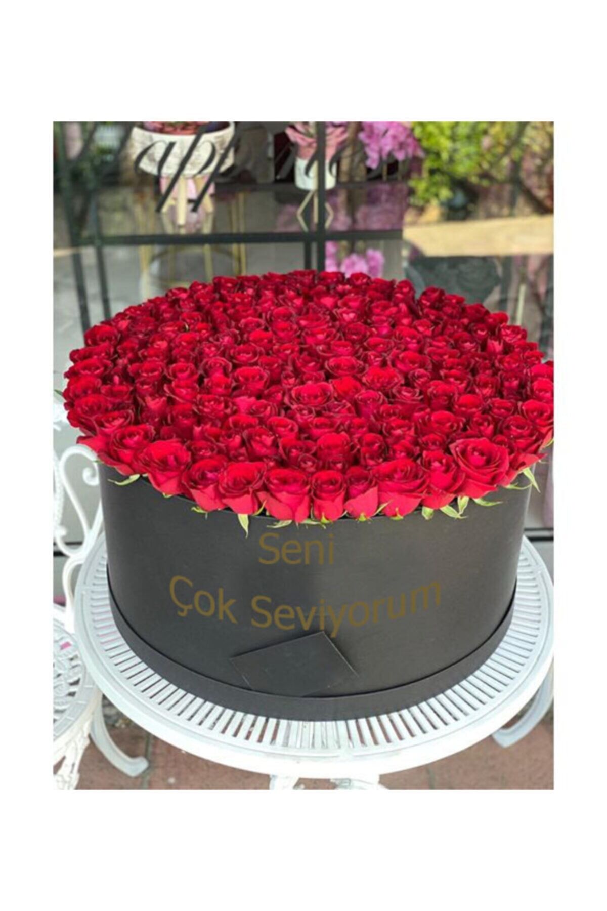 Dev Boy Kutuda Kırmızı Güller Sevgili Buketi Kız Isteme Buketi