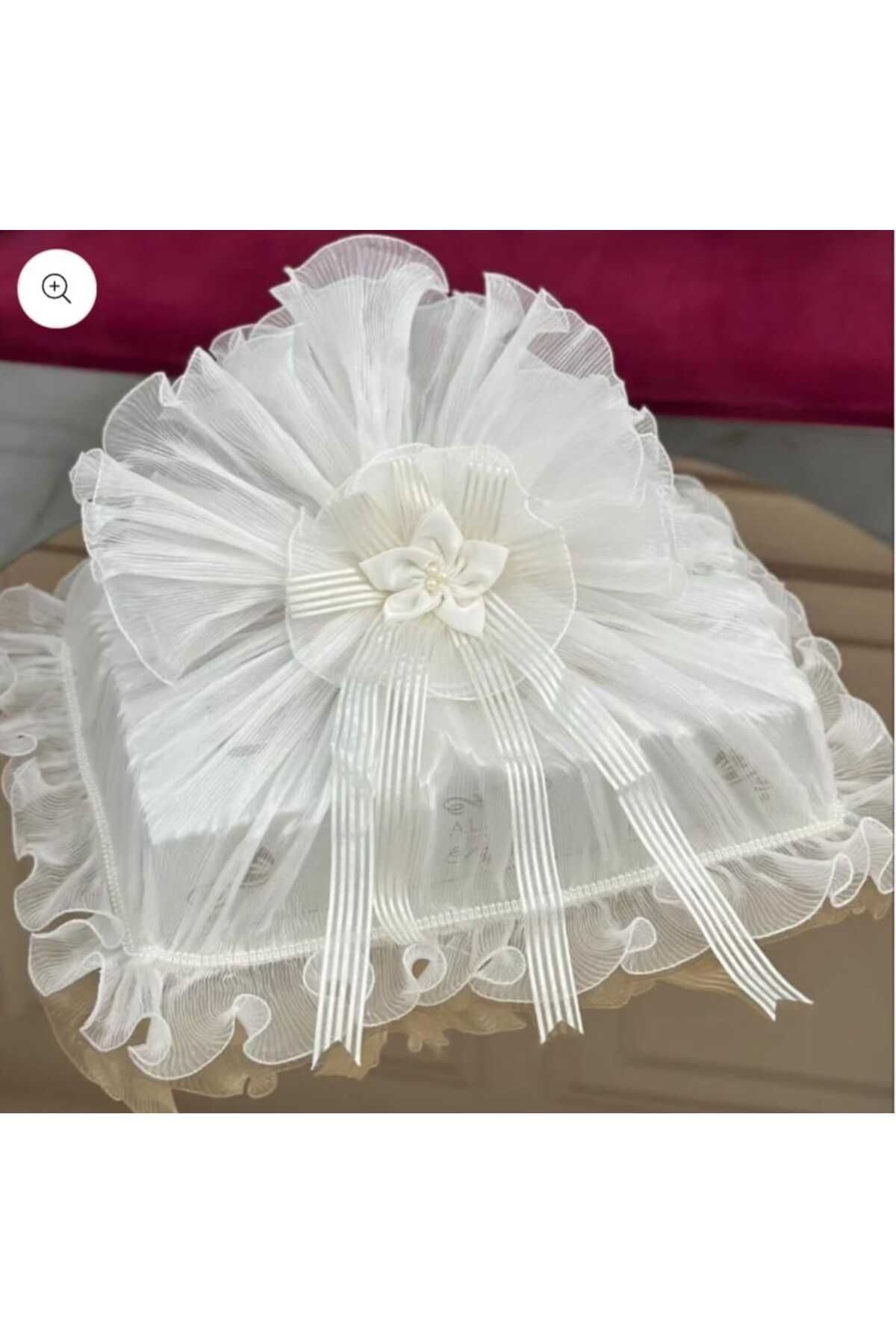 Piliseli Prenses Bohça Prens Bohça Gelin ve Damat Bohçası Nişan Malzemesi