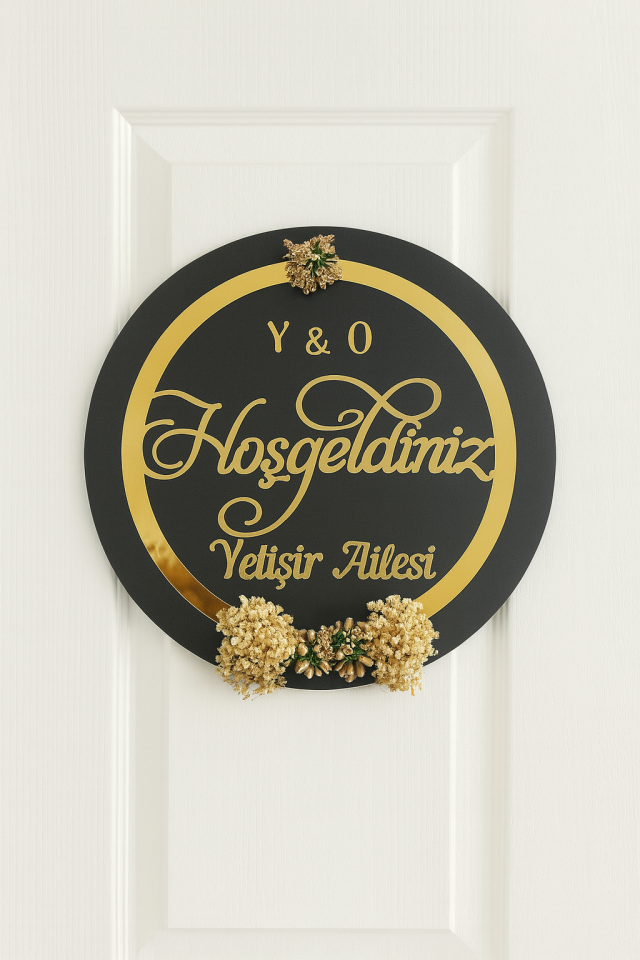 Aynalı Pleksi Kapı Süsü İsimli Kişiye Özel Duvar Dekoru Siyah/Gold
