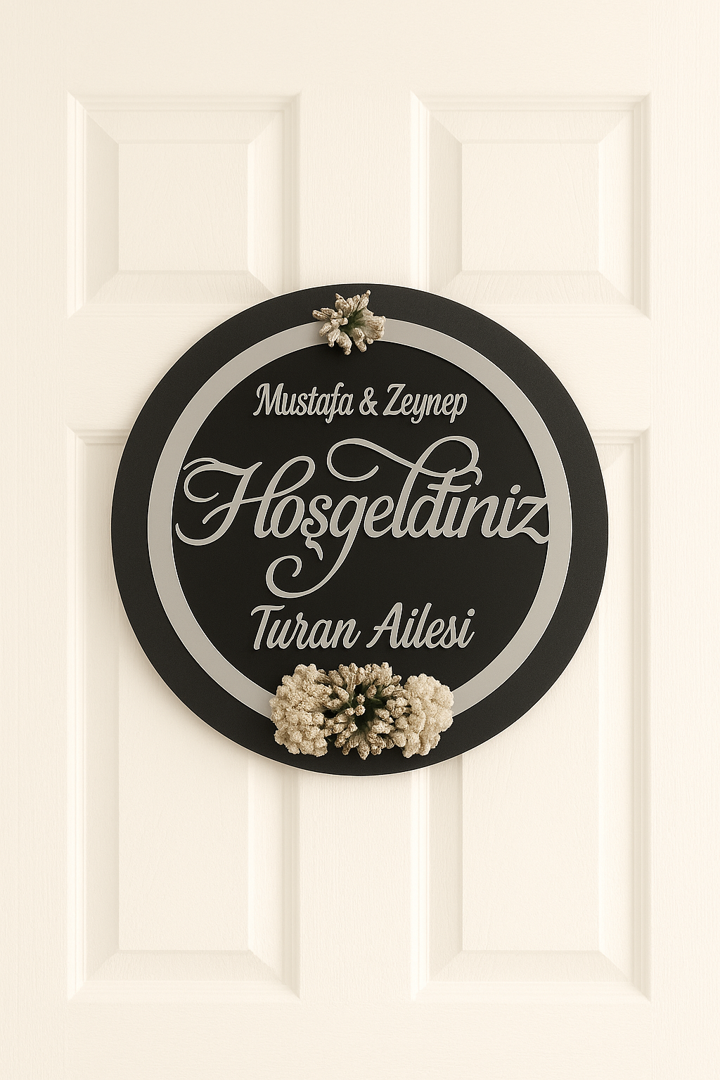 Aynalı Pleksi Kapı Süsü İsimli Kapı Süsü Duvar Dekoru Kişiye Özel Kapı Süsü Si̇yaha Gümüş
