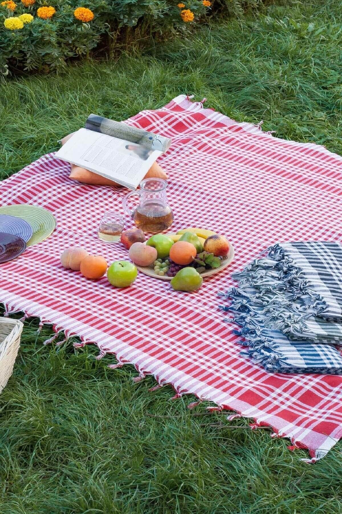 Masa Örtüsü Piti Kareli 140*140 4 Adet Renkli